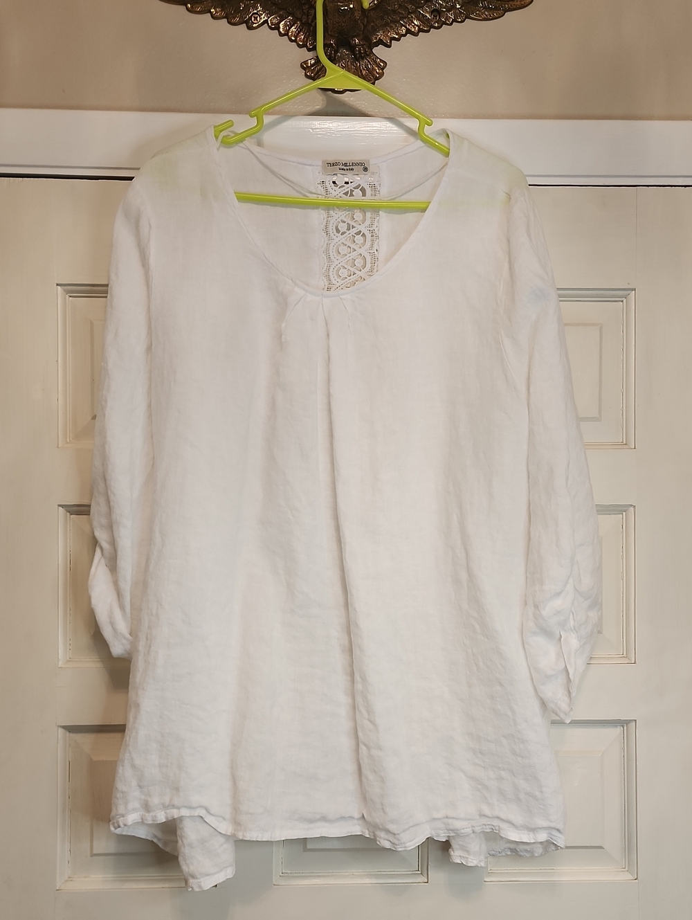 TERZO MILLENNIO 100%White Linen SplitNeck Women’s Top Tunic Lace Embroidery Back
